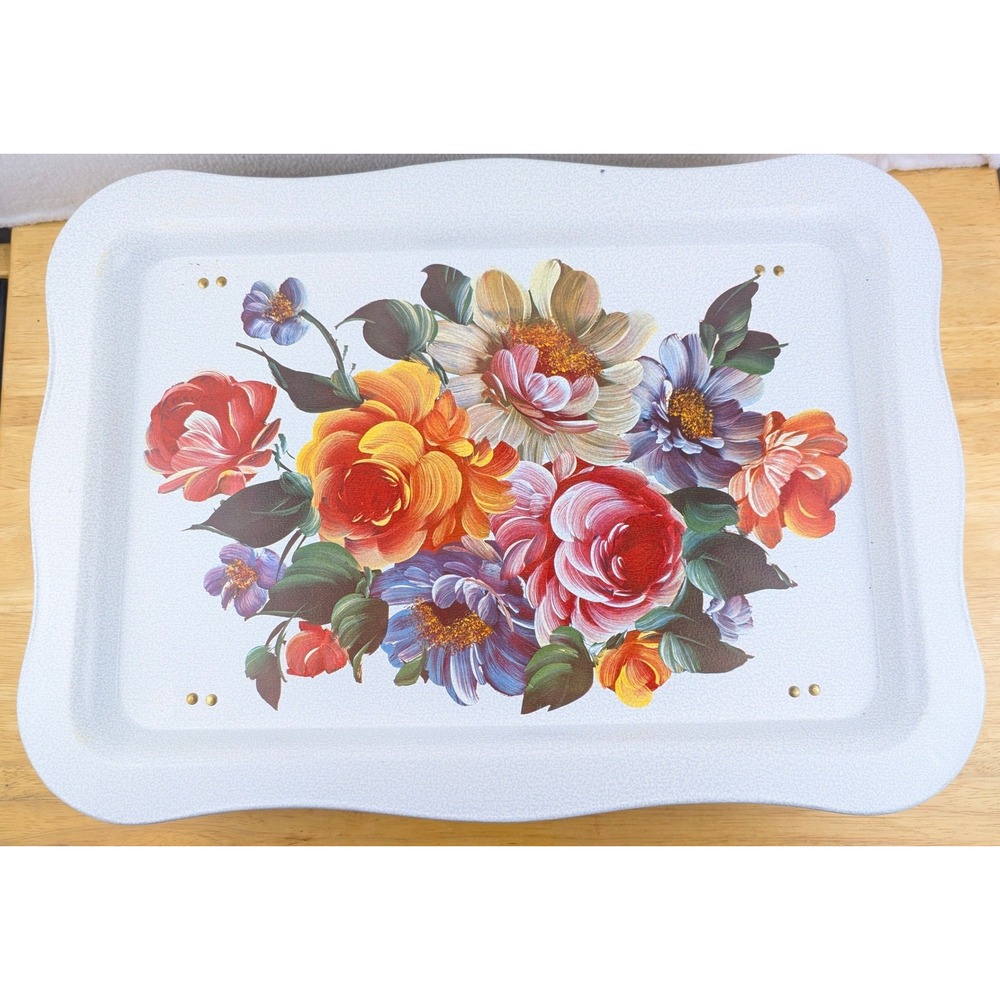 Vintage Floral Metal Lap Tray Set of 3 Foldable Legs Breakfast TV Tray Mid Cent